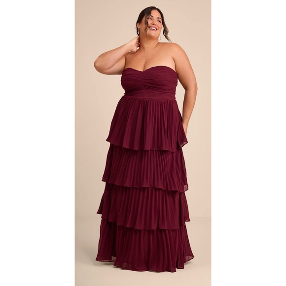 Lulus Dresses & Skirts - Lulus Burgundy Strapless Pleated Tiered Maxi Dress A10472 XL Burgundy Wine Red‎